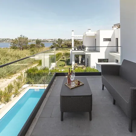 Perola Lux * Vau (Obidos)